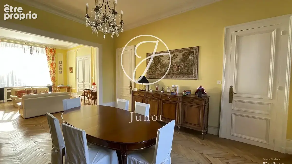Hazebrouck - CENTRE - maison - 8 pièces - 334m² - 6 chambres - Dépendance - Jardin - Garage - photo 3