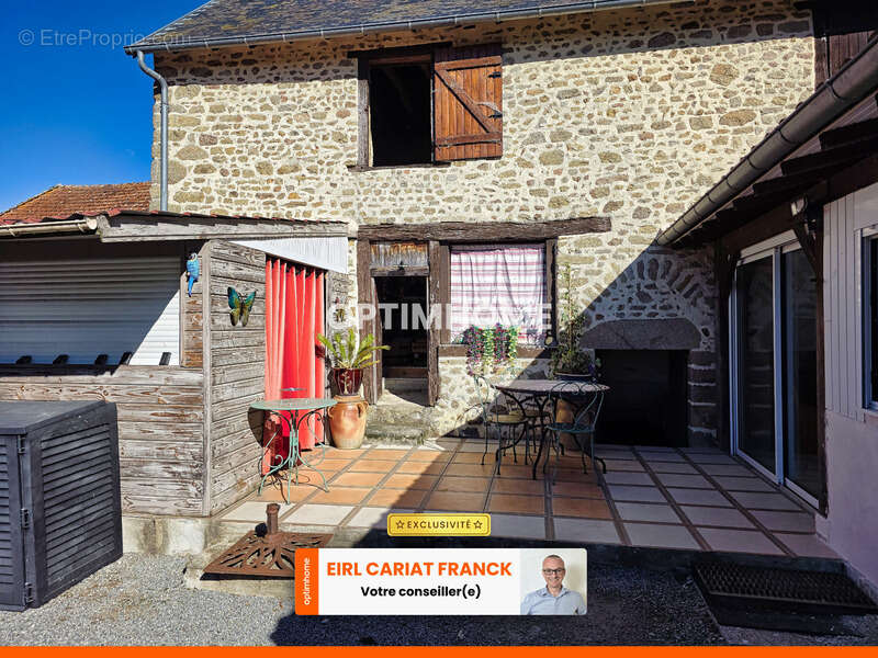 Maison à SAINT-ETIENNE-DE-FURSAC