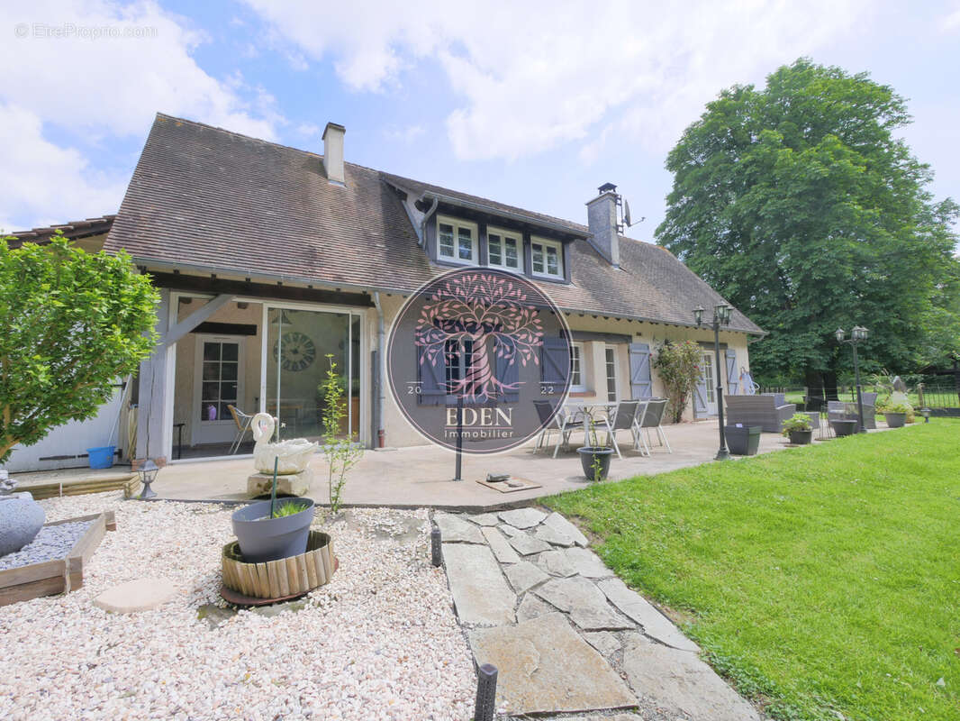 Maison à BRECHAMPS