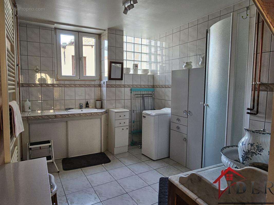 Maison 166 m² à Wassy  - photo 11