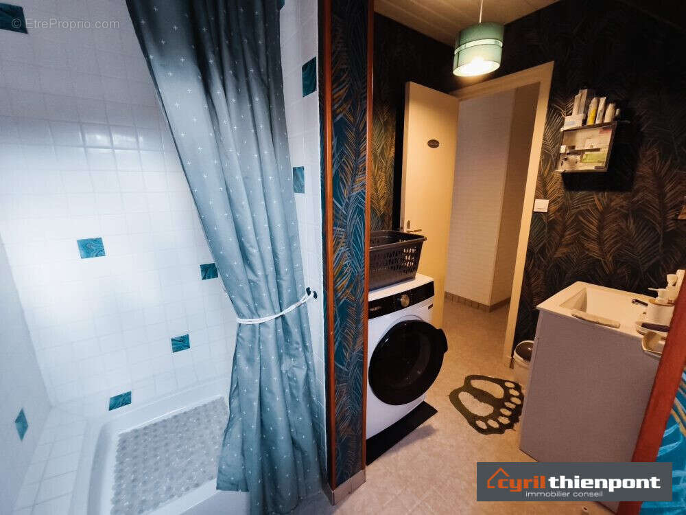 Appartement à FEUQUIERES-EN-VIMEU