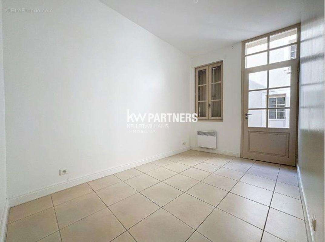 VENTE Appartement 59 m² 3 p - TOURS - photo 2