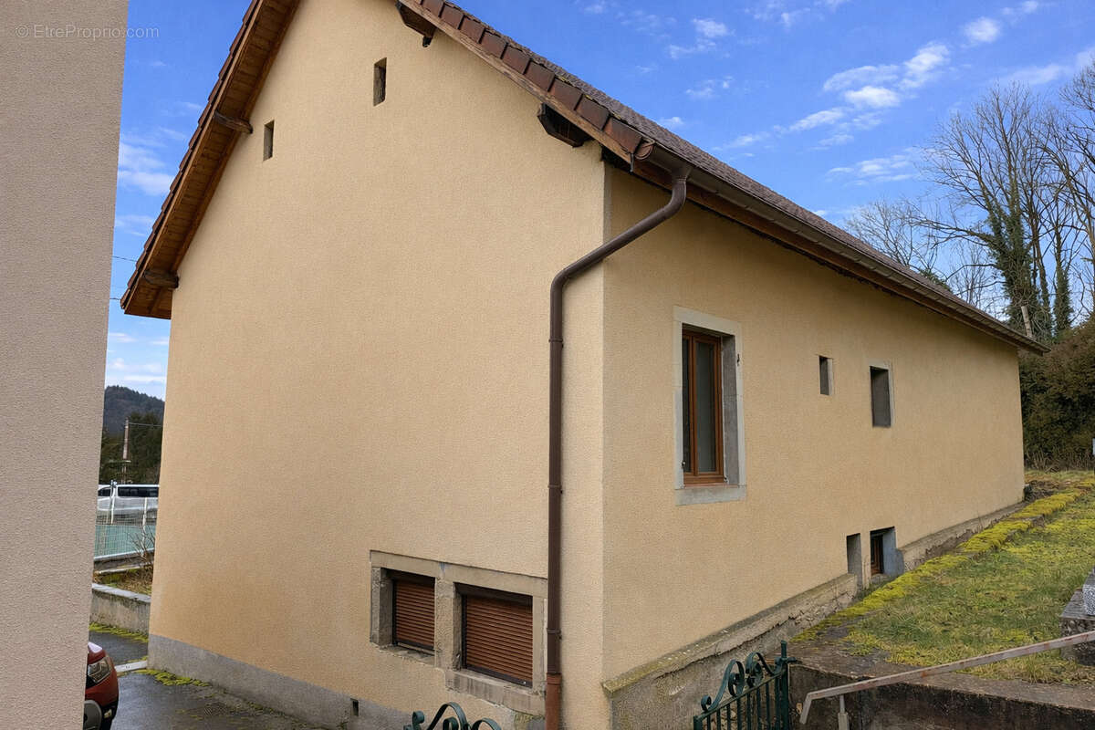 Maison à VYT-LES-BELVOIR