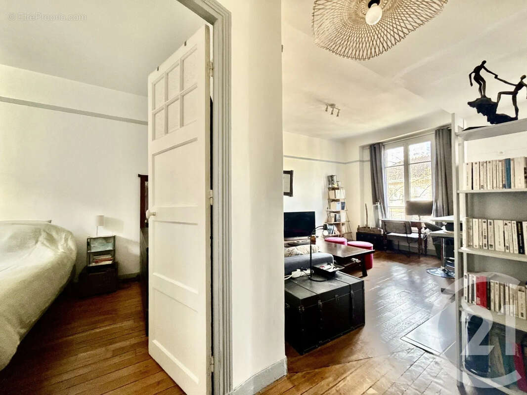 Appartement à CLICHY
