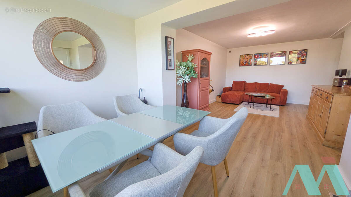 Appartement à LE BEAUSSET