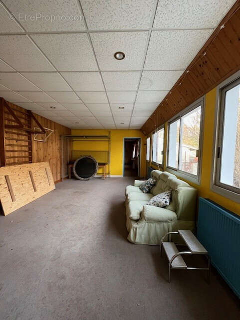A VendreImmeuble de rapport 330 m2   Maison + T5 + Local professionnel   Fort potentiel ! - photo 5