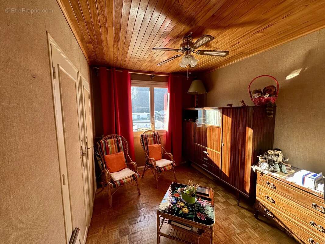 Appartement à FONTAINE