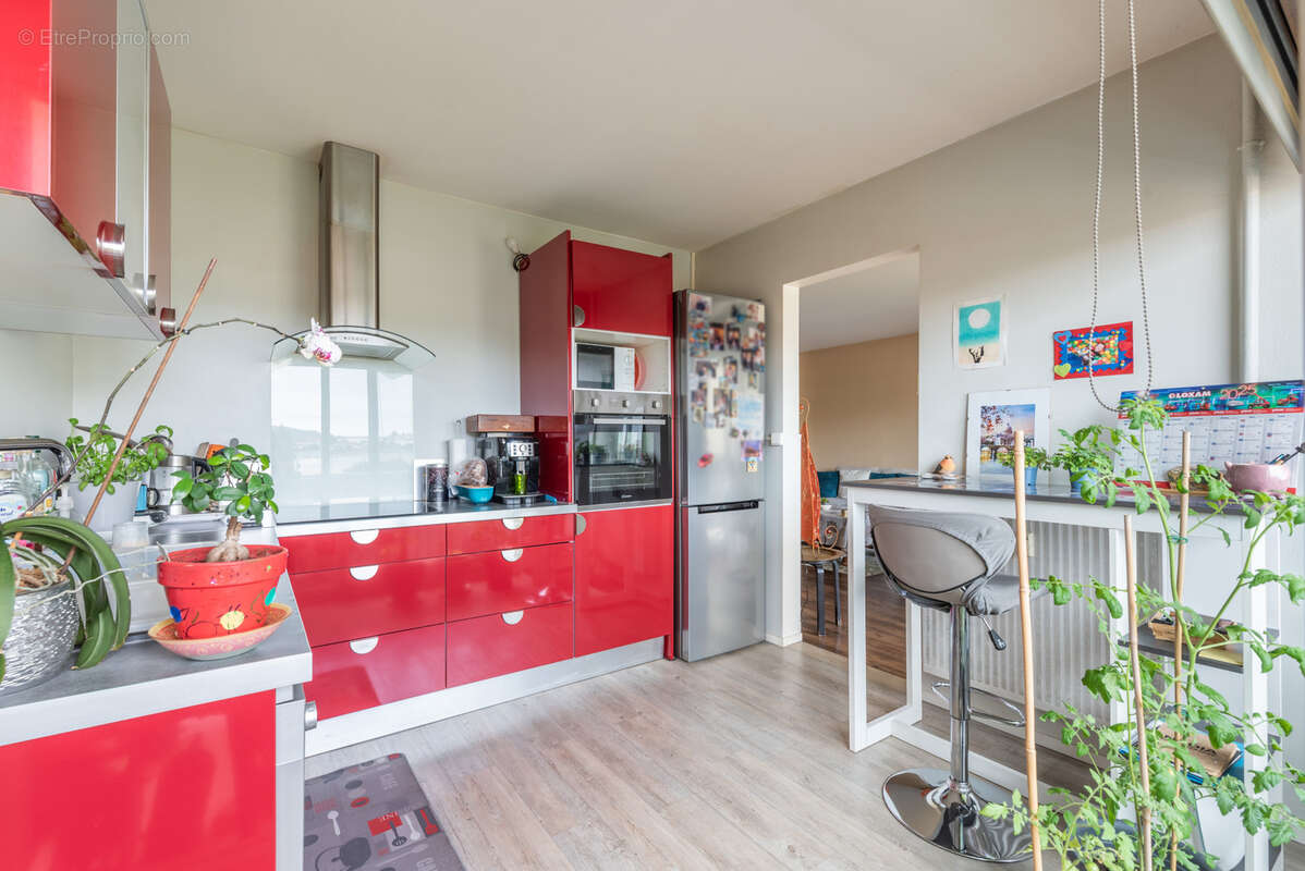 Appartement à BRIVES-CHARENSAC
