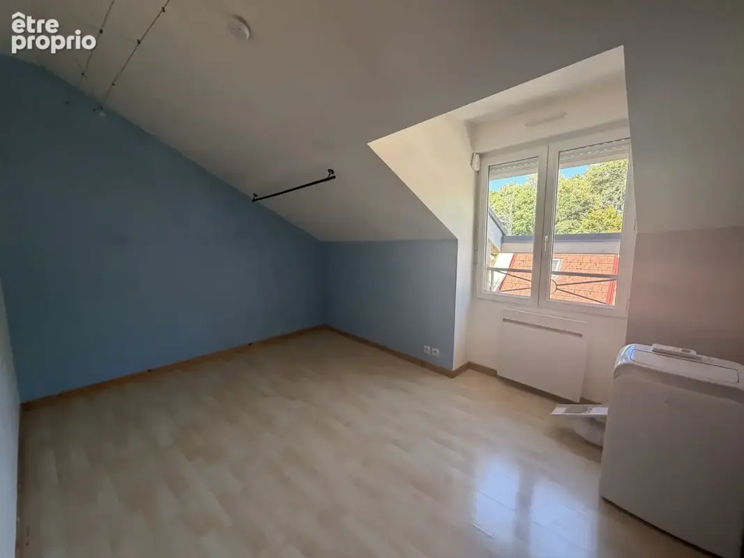 Appartement atypique au 3ème et dernier étage à Vizille - photo 5