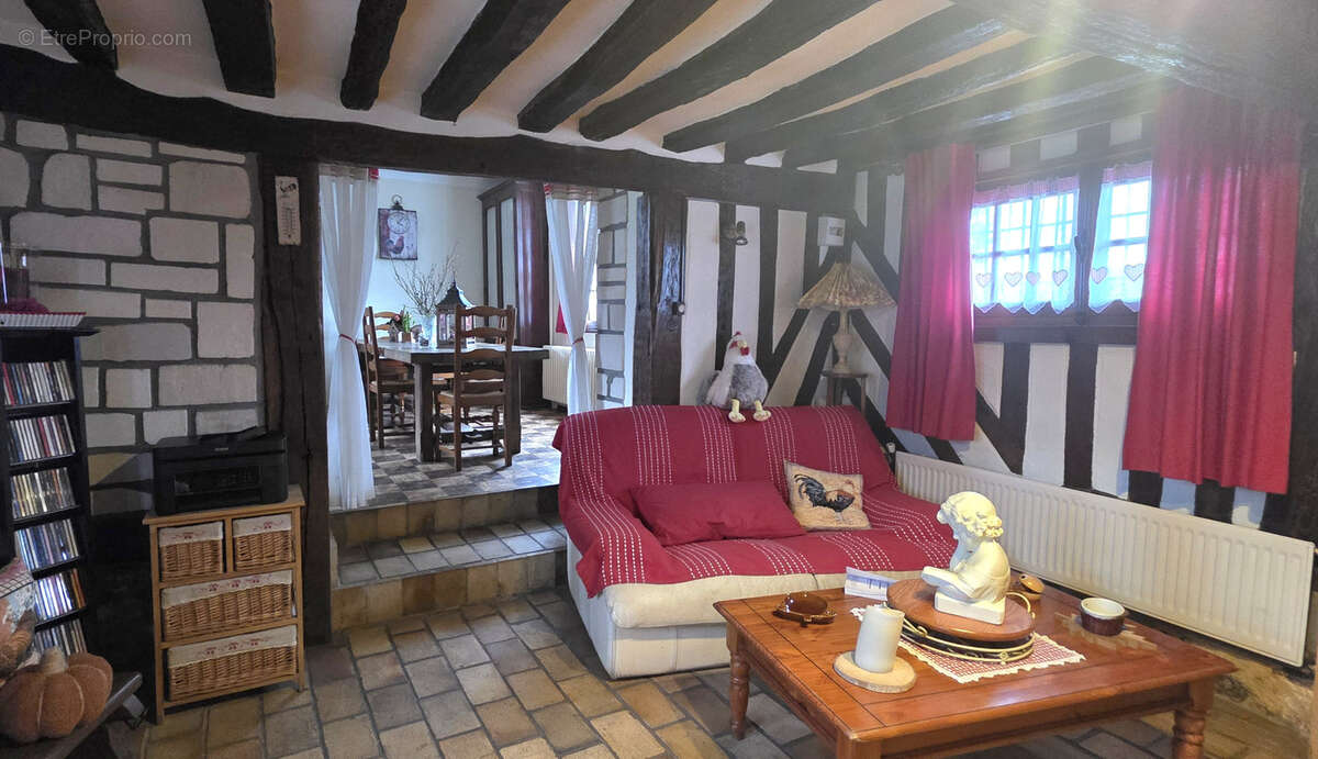 Maison à MONTFORT-SUR-RISLE