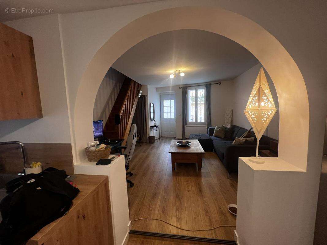 Maison à SAINT-GILLES