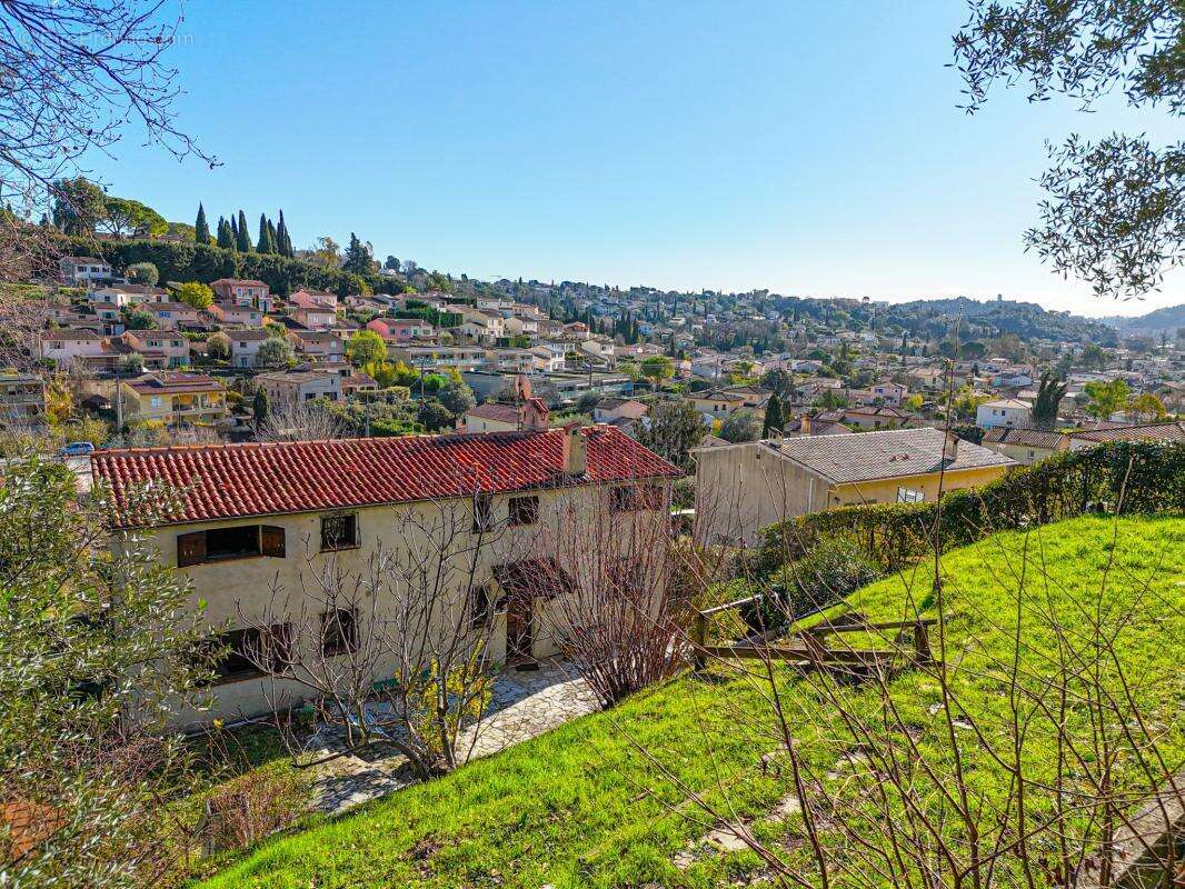 Maison à LA COLLE-SUR-LOUP