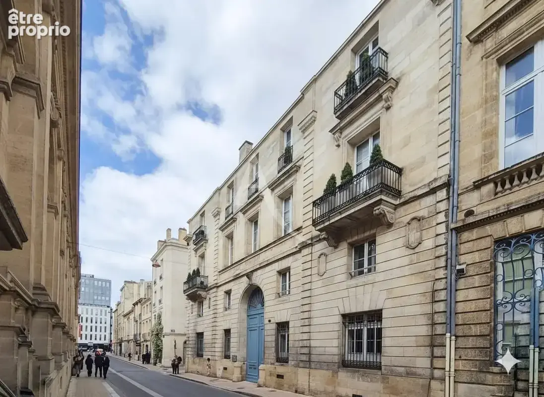 Appartement à BORDEAUX