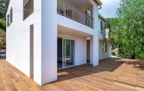 Maison à ROQUEBRUNE-CAP-MARTIN
