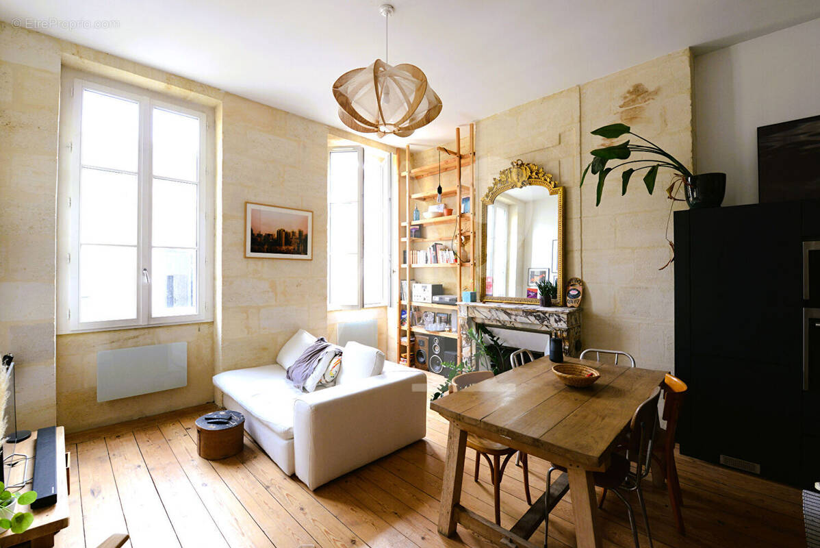 Appartement à BORDEAUX