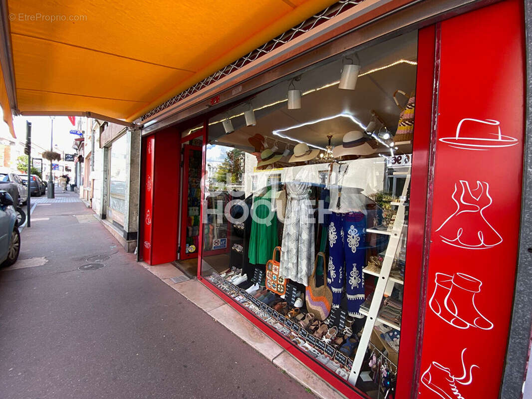 Commerce à FONTENAY-AUX-ROSES