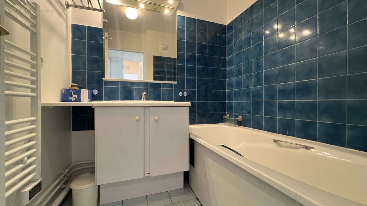 Appartement à PARIS-19E