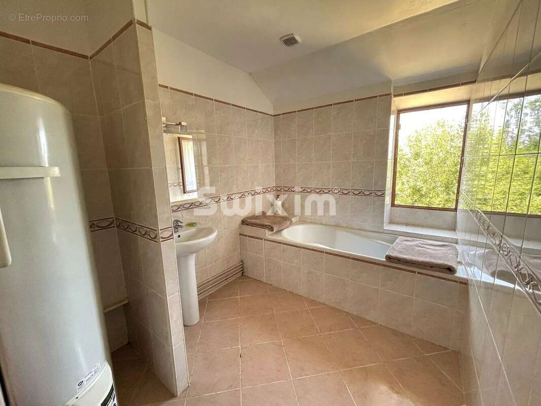 Quarré-les-Tombes – Une maison familiale à personnaliser selon vos envies - photo 11