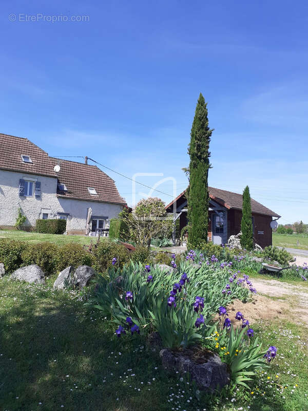 Maison à LIOURDRES