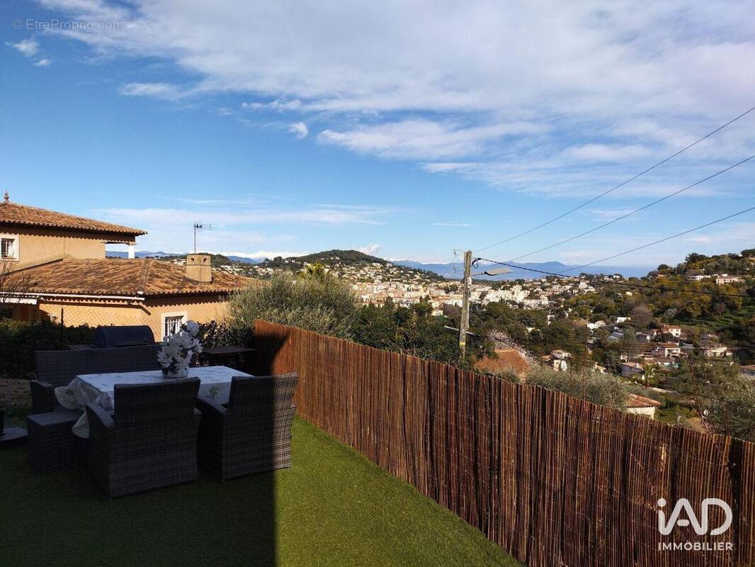 Photo 1 - Maison à VALLAURIS