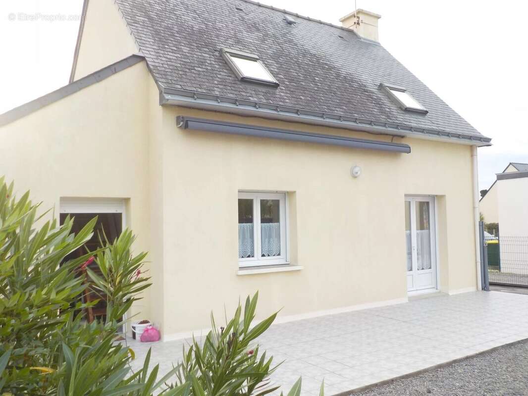 Maison à LA TURBALLE