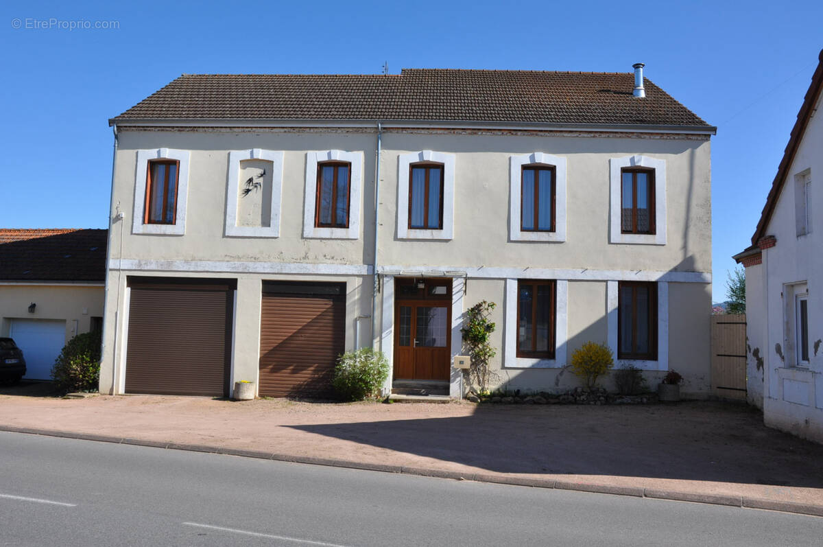 Maison à LE BREUIL