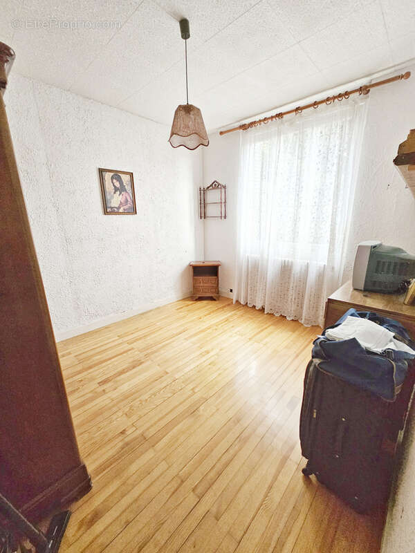 Maison à PONT-DE-CHERUY