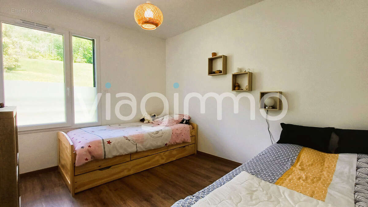 Appartement à LA TERRASSE