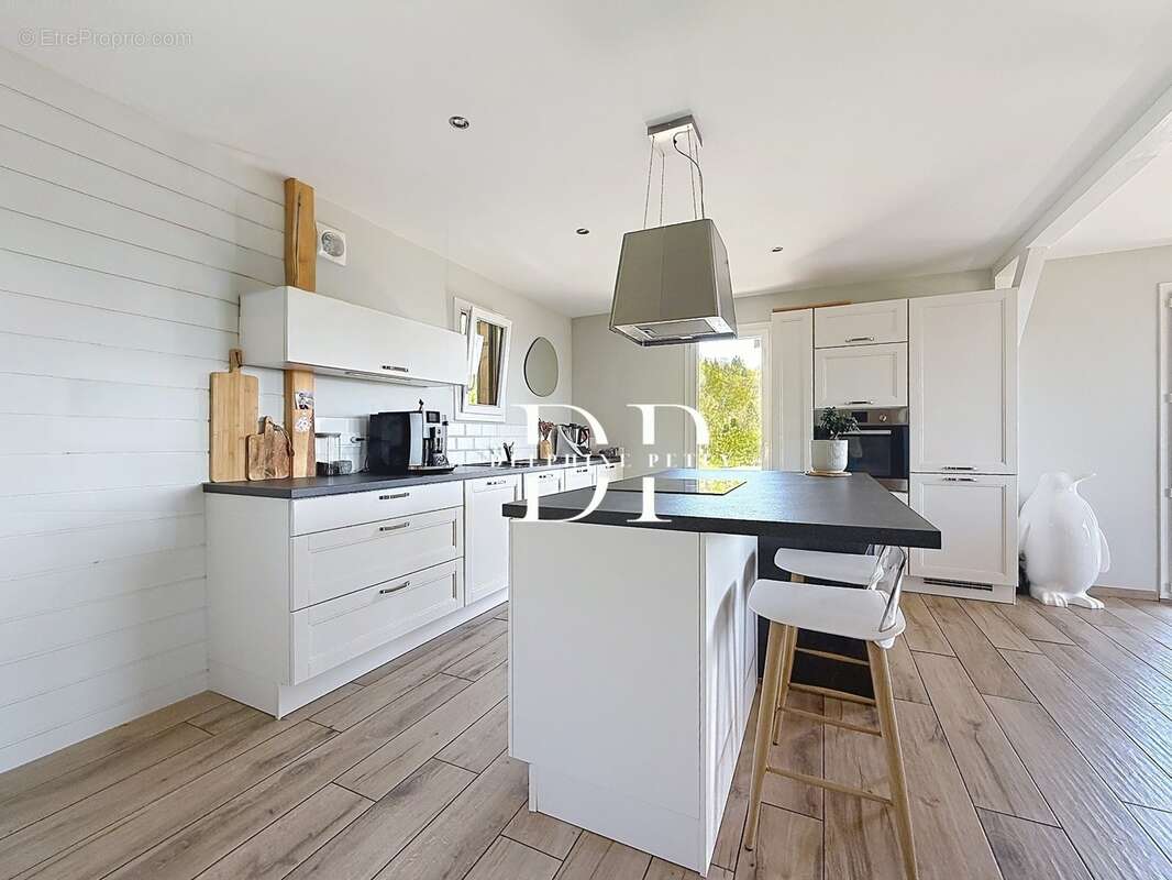 Maison à vendre 4 pièces de 122 m2 LUCINGES (74) - photo 12