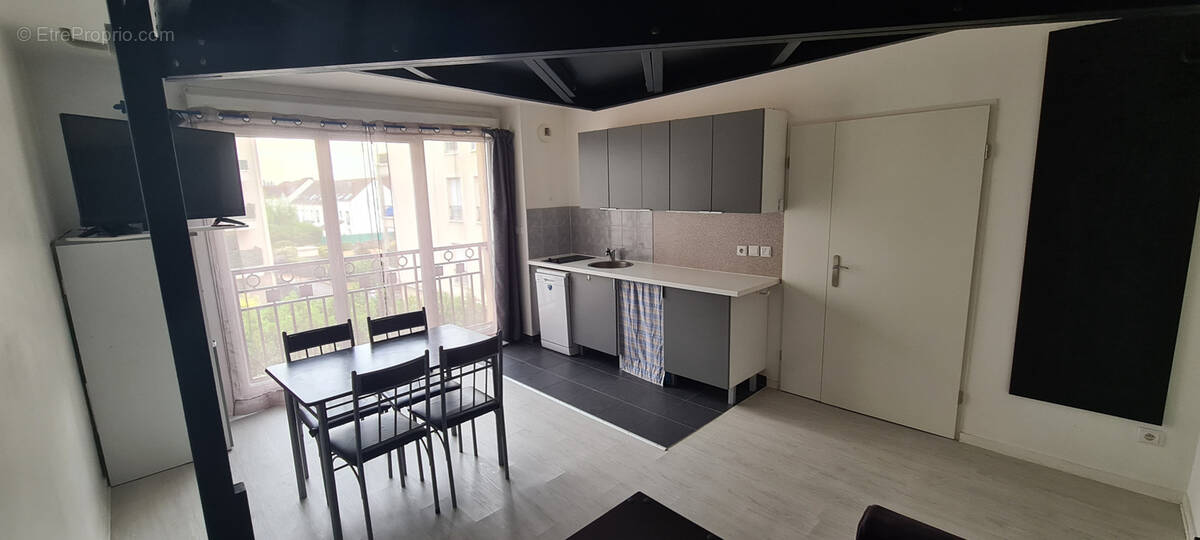 Appartement à PONTAULT-COMBAULT