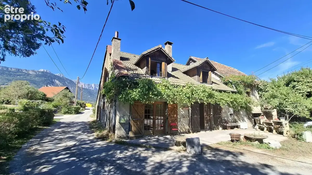 Monestier de Clermont . Maison de village au calme - photo 20