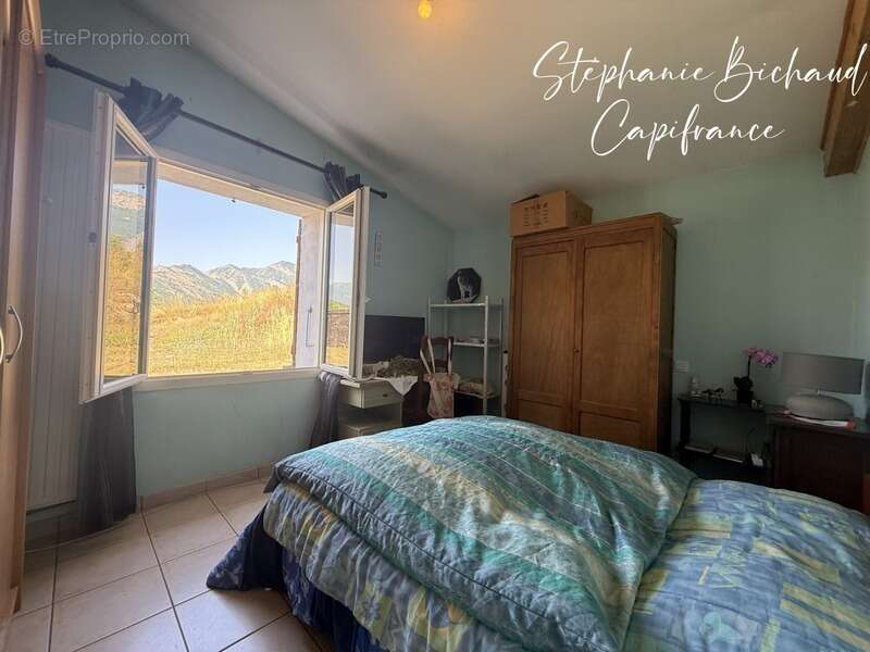 Maison à LARDIER-ET-VALENCA