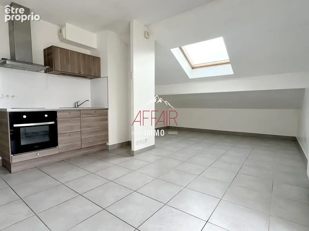Appartement studio en dernier etage 33 m2 utiles - 74100 vetraz monthoux - photo 7