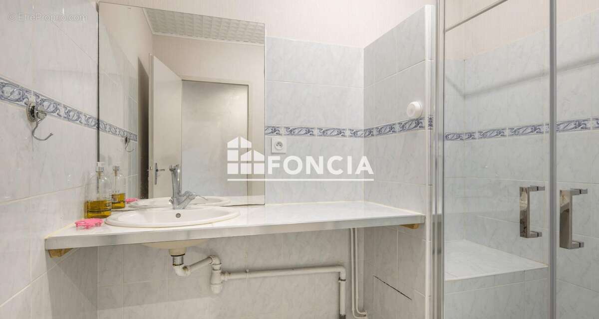 Appartement à ECHIROLLES