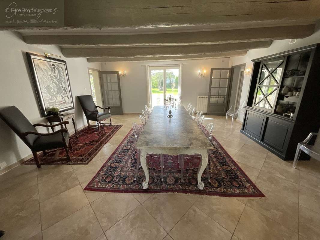 Maison à LE THOLONET