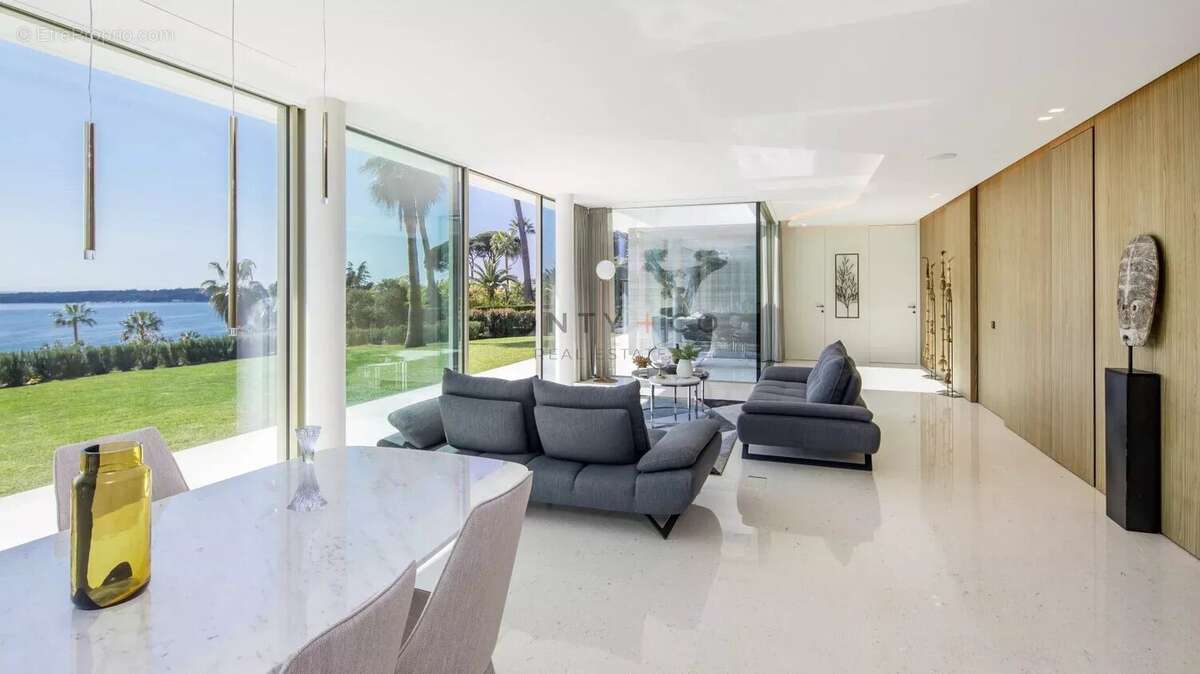 Vente villa contemporaine 6 chambres vue mer Cannes Californie - photo 3