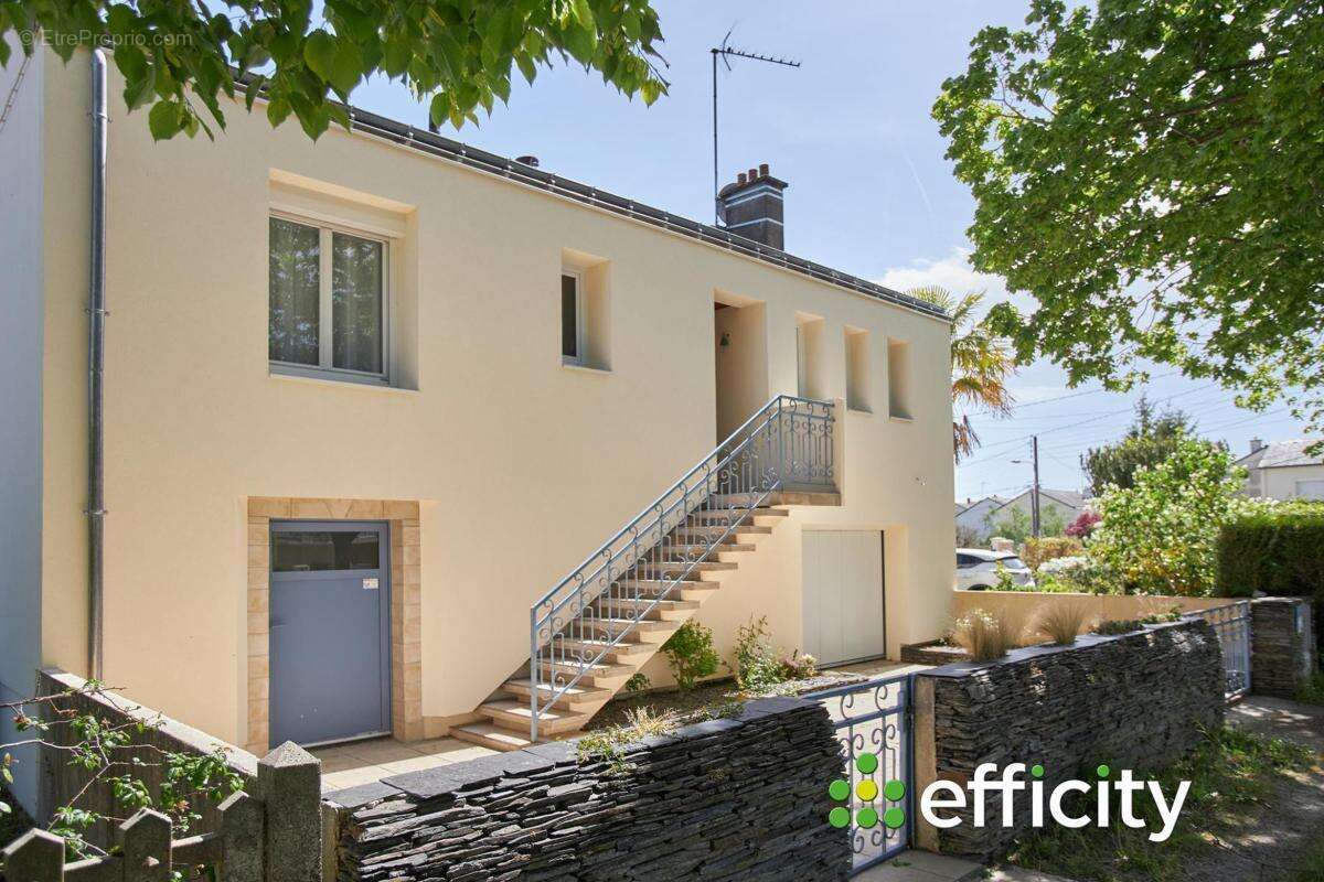 Maison à LES PONTS-DE-CE