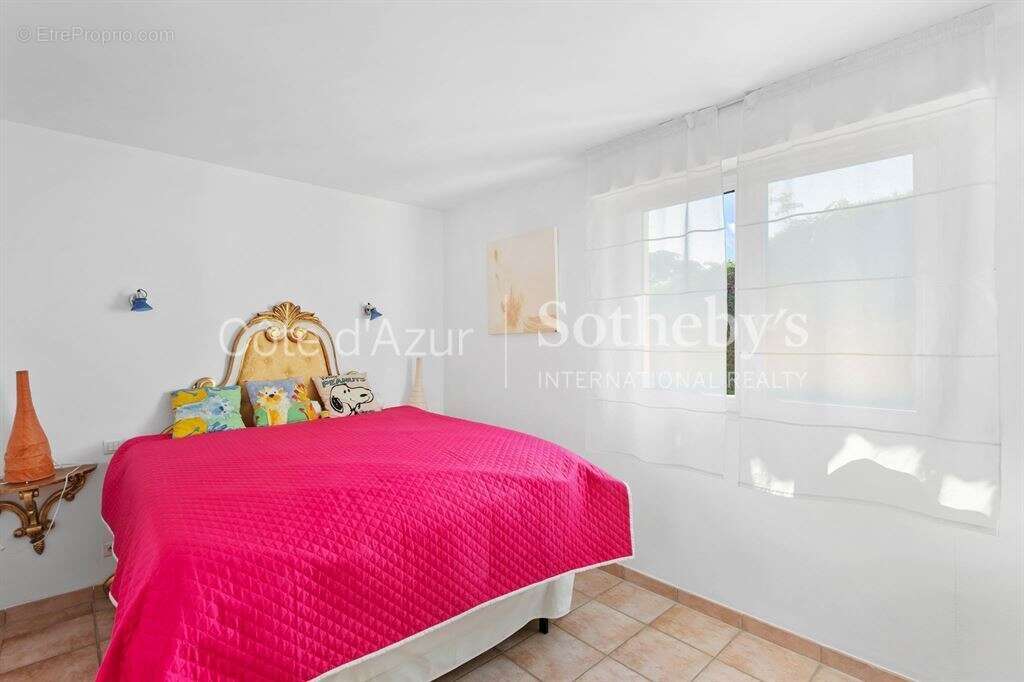 Maison à MOUGINS