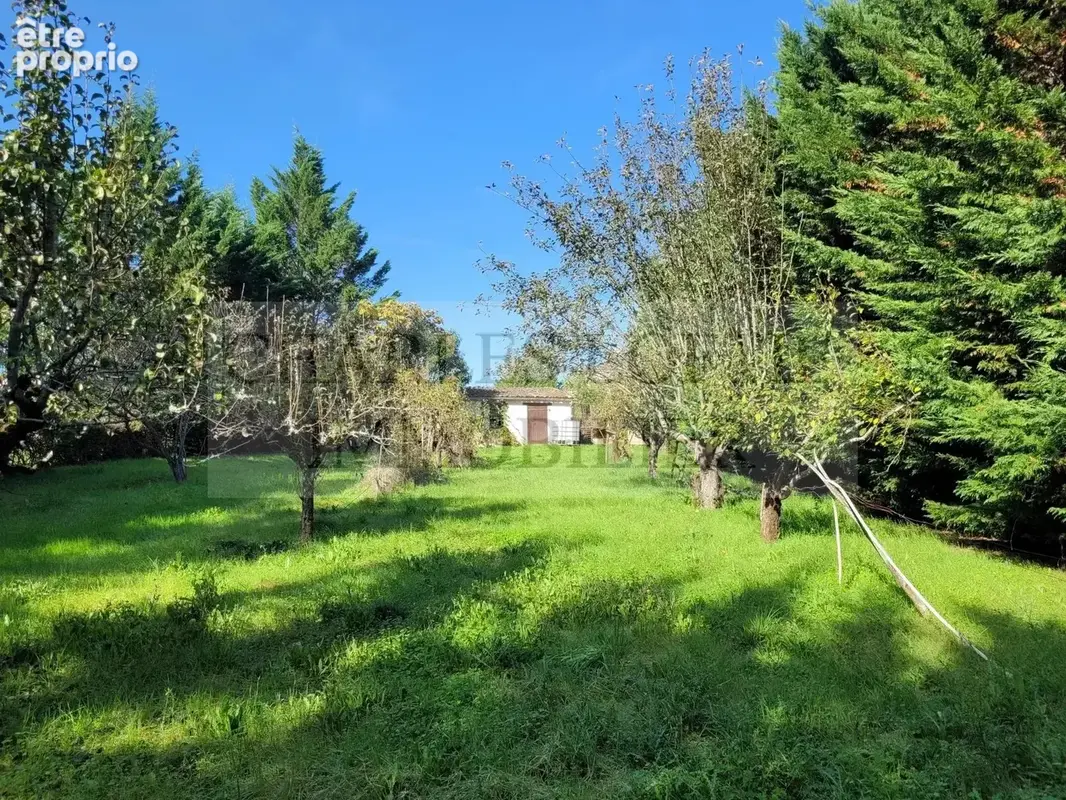 Ancien corps de ferme sur un terrain de plus de 3000 m² - photo 18