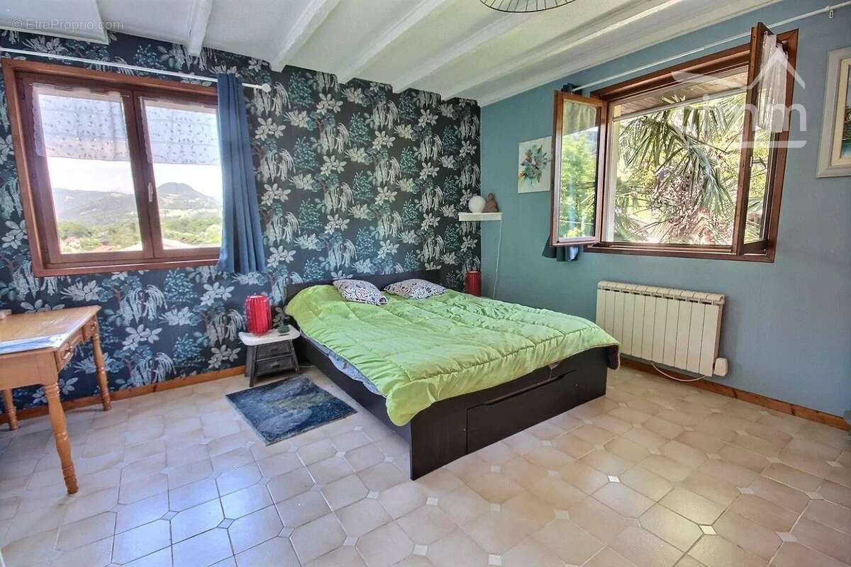 A vendre maison mitoyenne t3/4 102 m2 la rochette 73110 - photo 12
