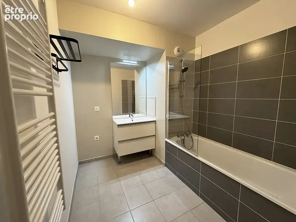 Appartement 3 pièces 66 m² à vendre à Neuilly-Plaisance (93360) - photo 4