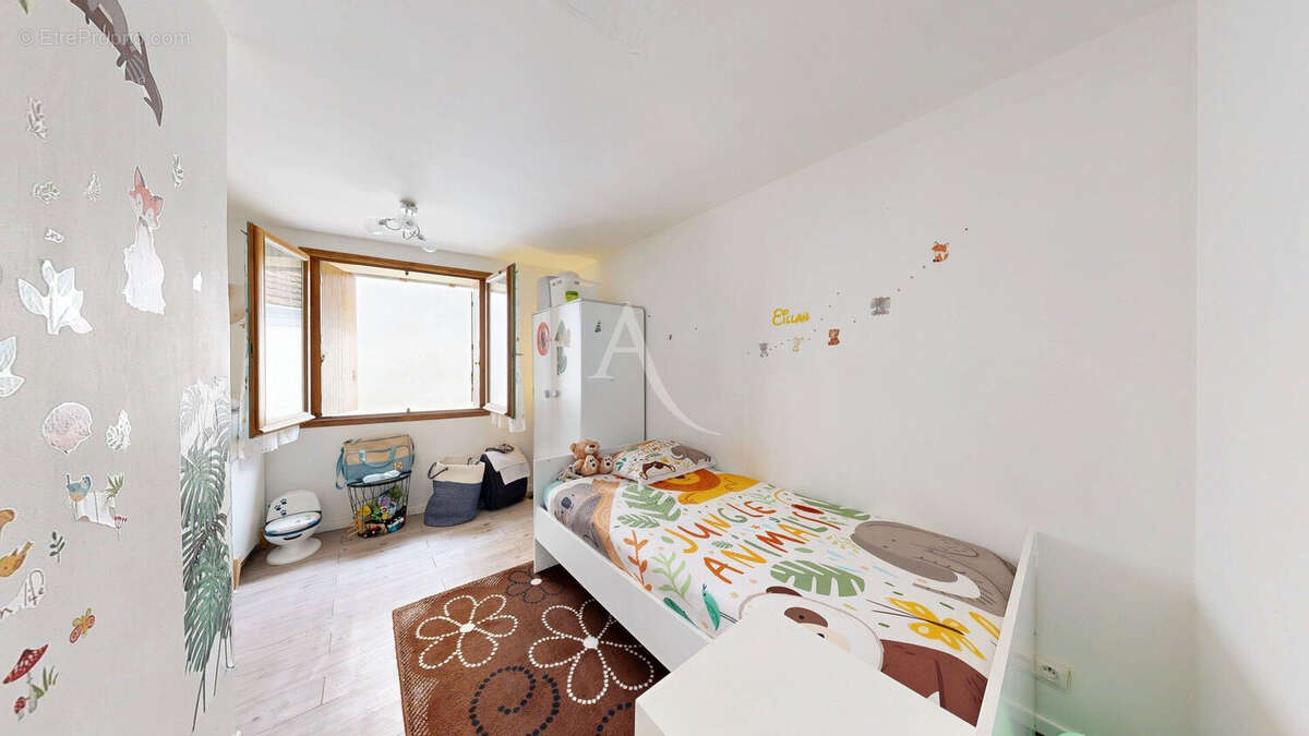 Maison à MANTES-LA-VILLE