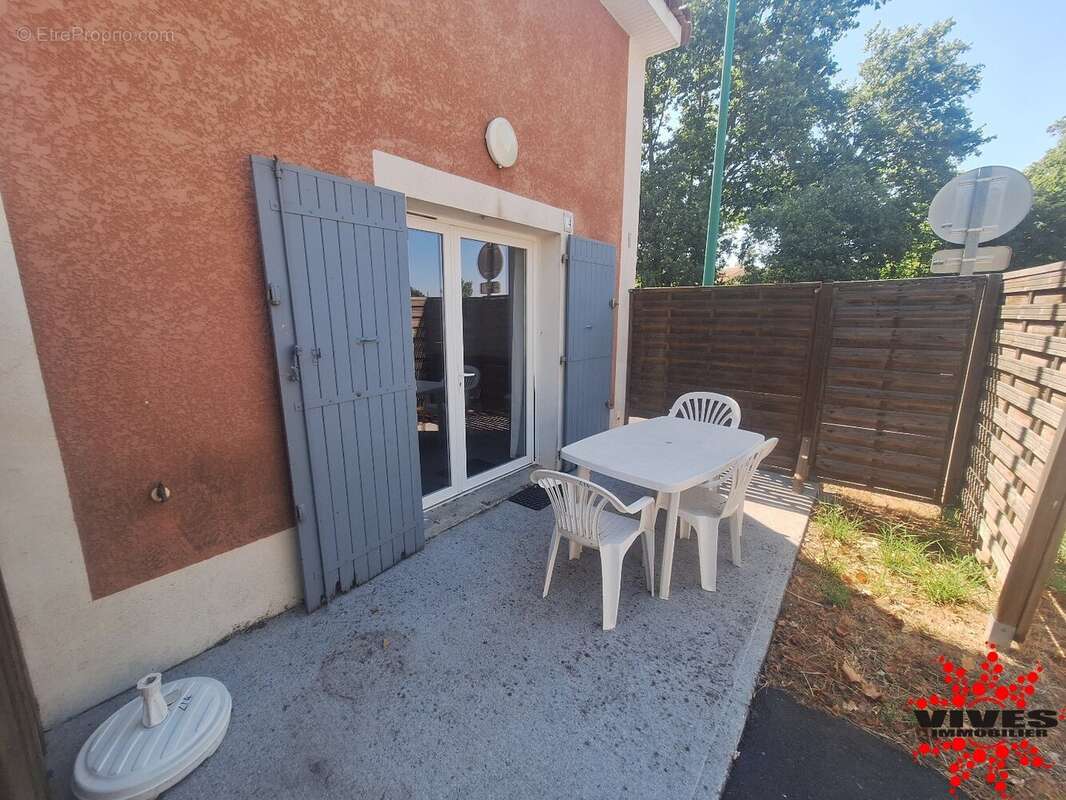 Colombiers  Charmante villa T2 avec terrasse et piscine dans une résidence de vacances - photo 11