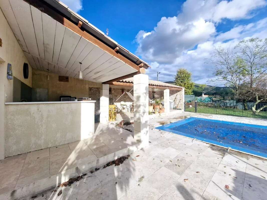 Maison à SAINT-FLORENT-SUR-AUZONNET