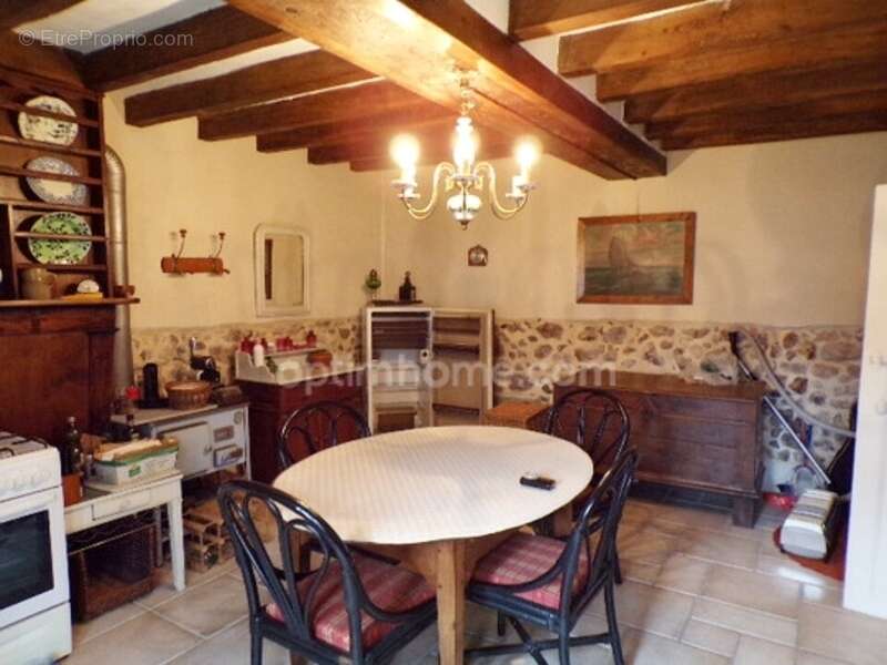 Maison à SAINT-GONDON