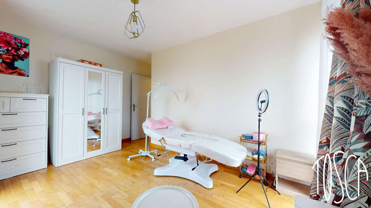 Appartement à THIAIS