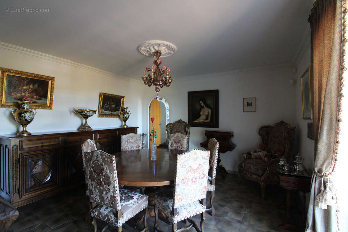 Maison à ROUSSON