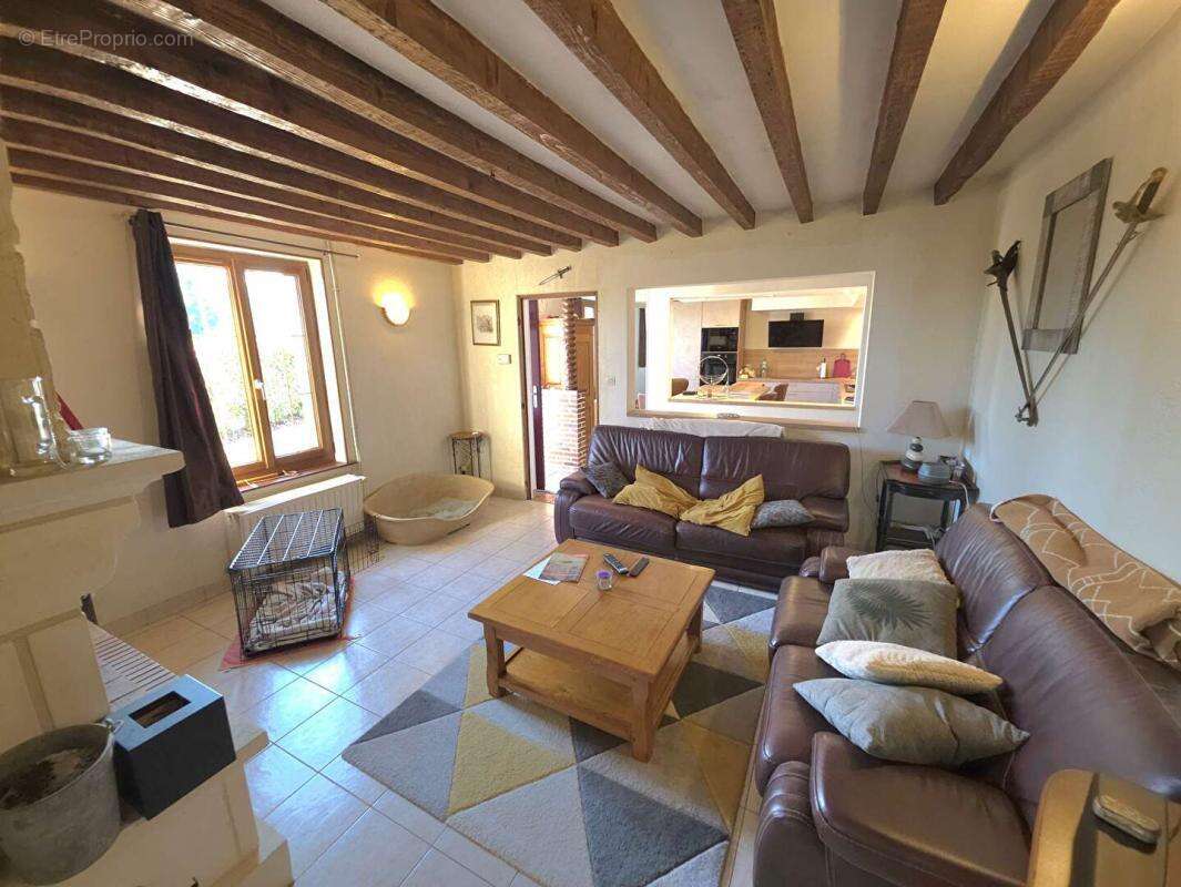 Maison à MOULINS-LA-MARCHE