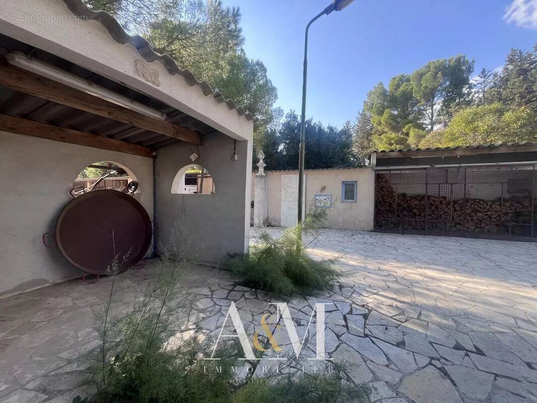 Mas 145 m² / 4262 m² - photo 21