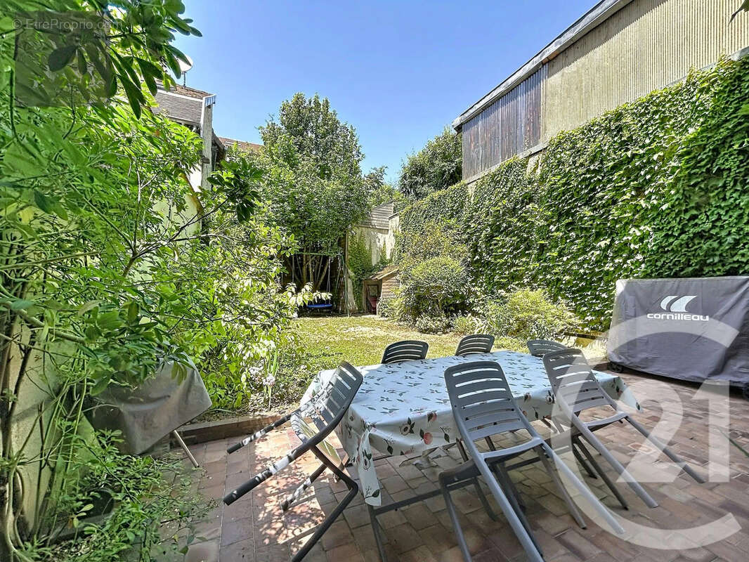 Maison 237 m² à Troyes  - photo 4